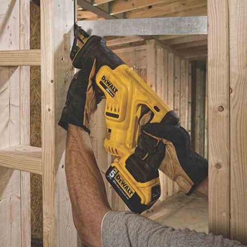 DEWALT 20V Reciprocating Saw